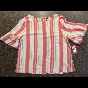 Vince Camuto blouse with ruffled sleeves